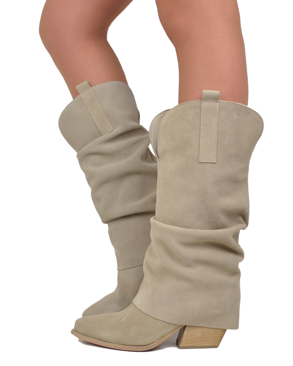 CC Short Boots 60mm Beige Camellia Cowhide