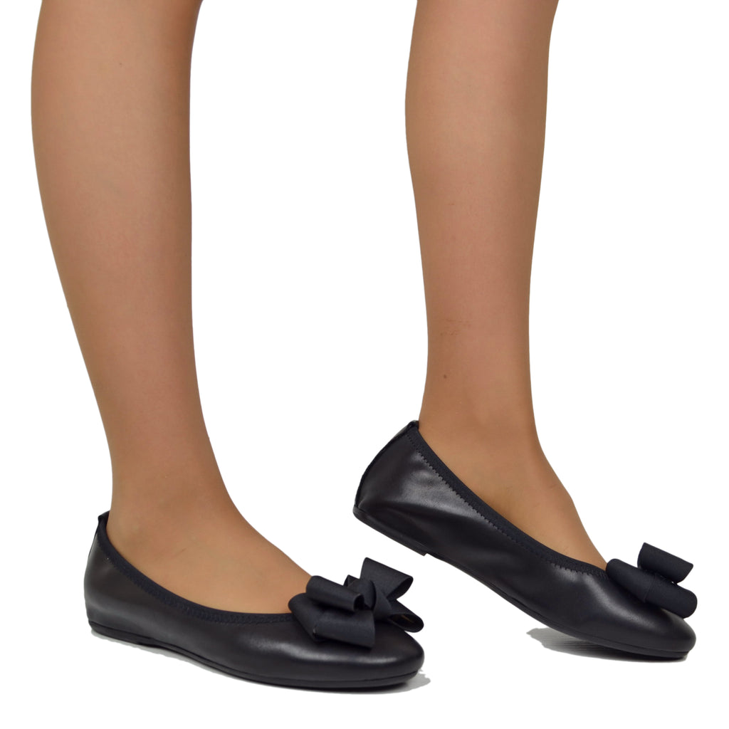 Schwarze Damenballerinas mit elastischer Schleife und Innenkeil - 3