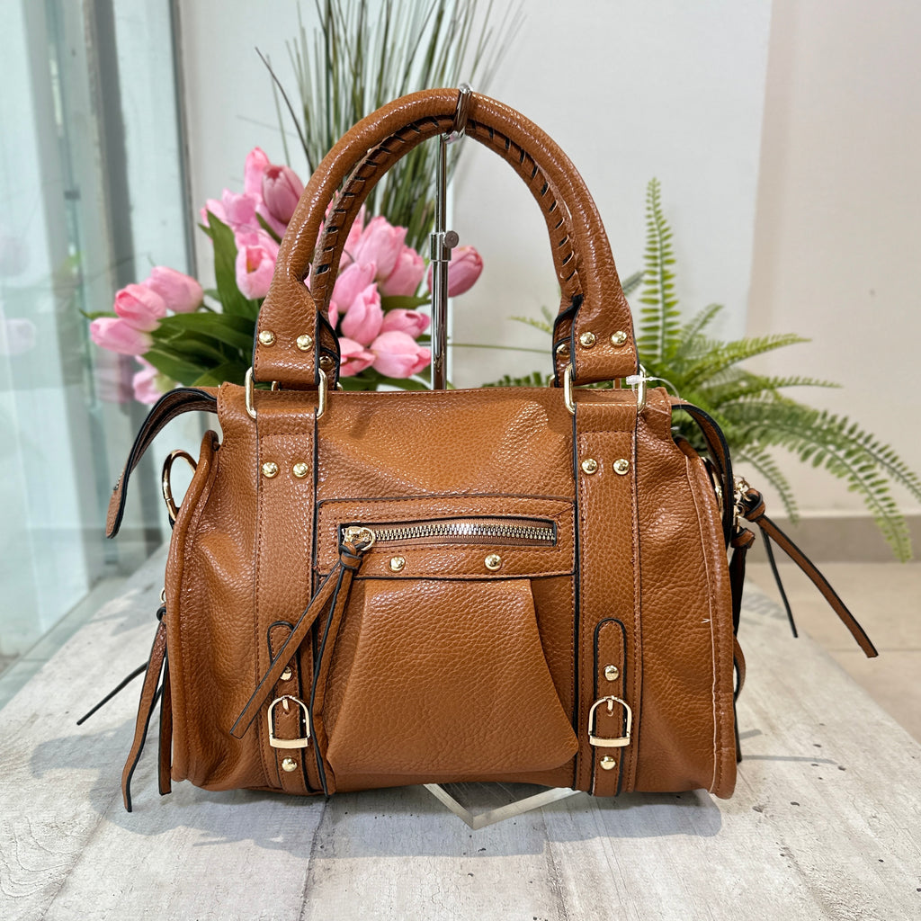 Large leather-coloured shoulder bag with shoulder strap and zip