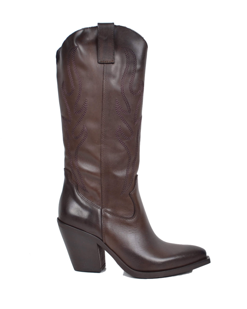 Stivali Alti Texani in Pelle Cioccolato con Cuciture Gambale Morbido Tacco 9 cm - 5