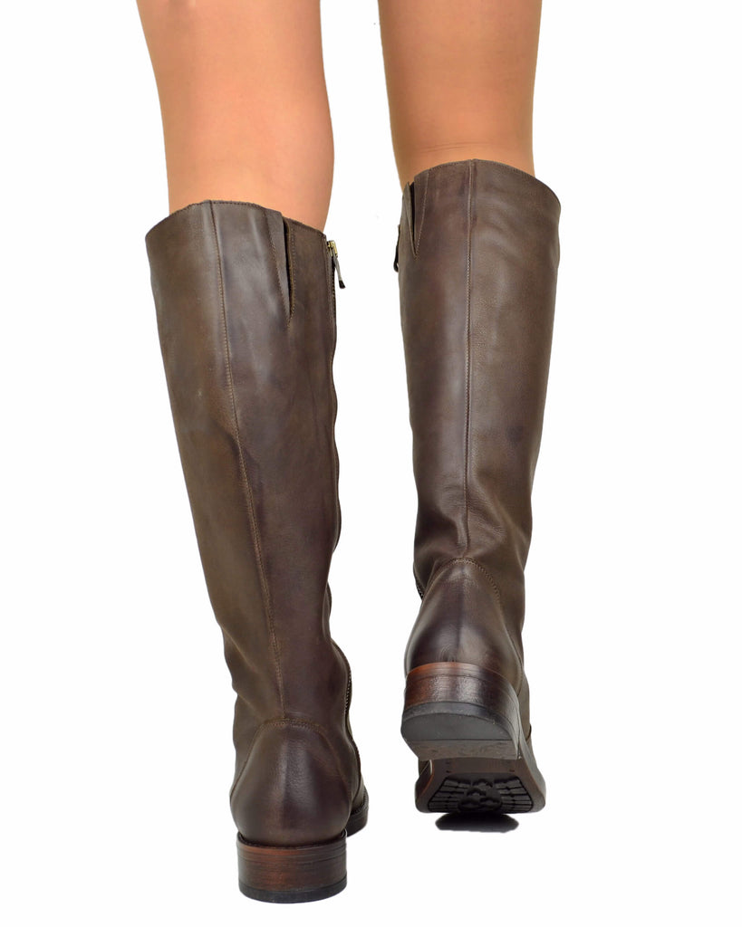 Tall Nubuck Leather Riding Boots with Classic Shaft and Side Zip – Brown - 5