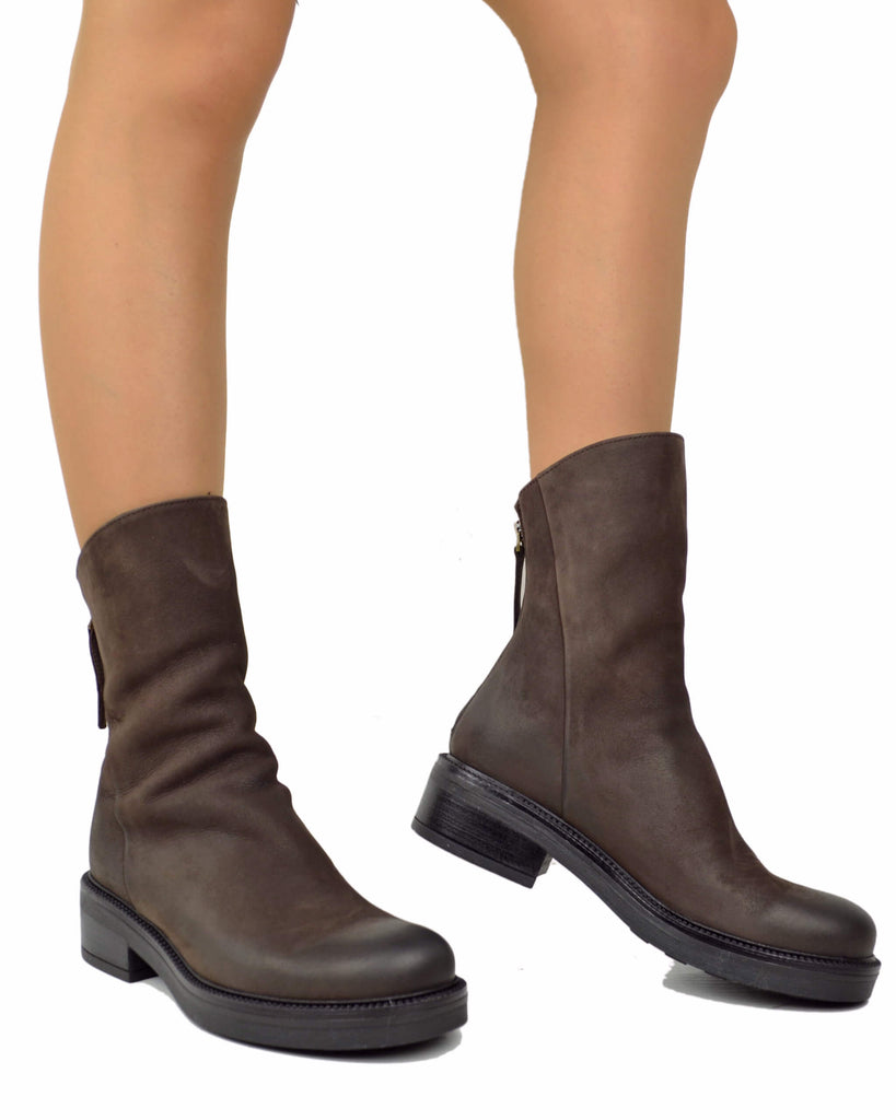 Stivaletti alla Caviglia con Zip Posteriore in Vera Pelle Marrone Cioccolato - 4
