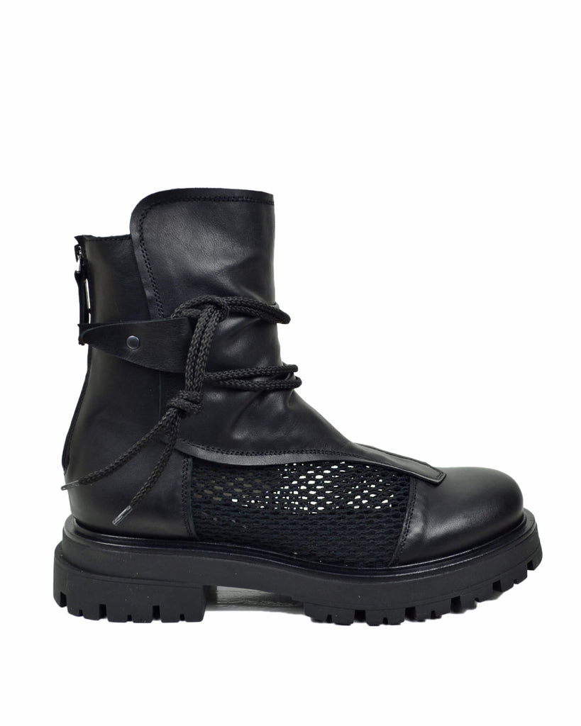 Underground flat platform combat boots in genuine black leather, perfo ...