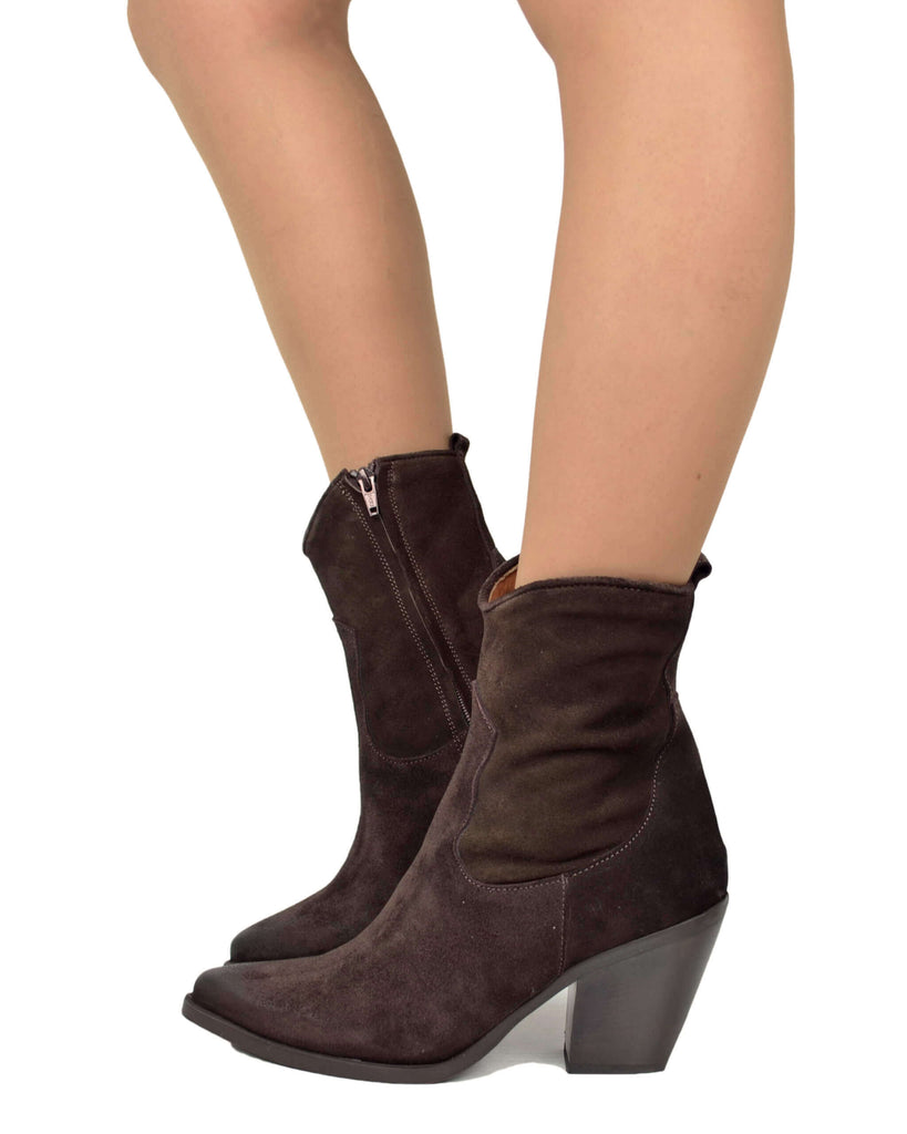 Ankle Boots with 9 cm Heel in Distressed Vintage Effect Leather, Brown - 7