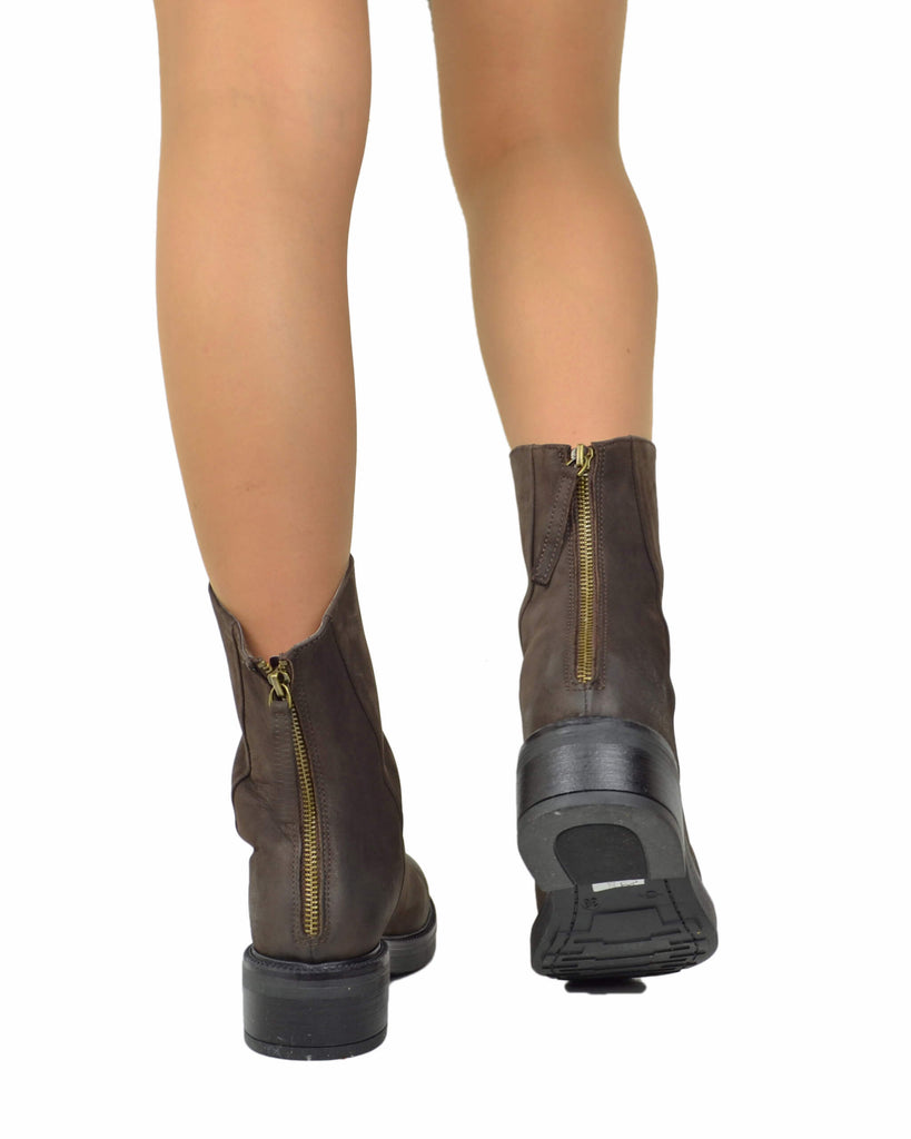 Stivaletti alla Caviglia con Zip Posteriore in Vera Pelle Marrone Cioccolato - 5