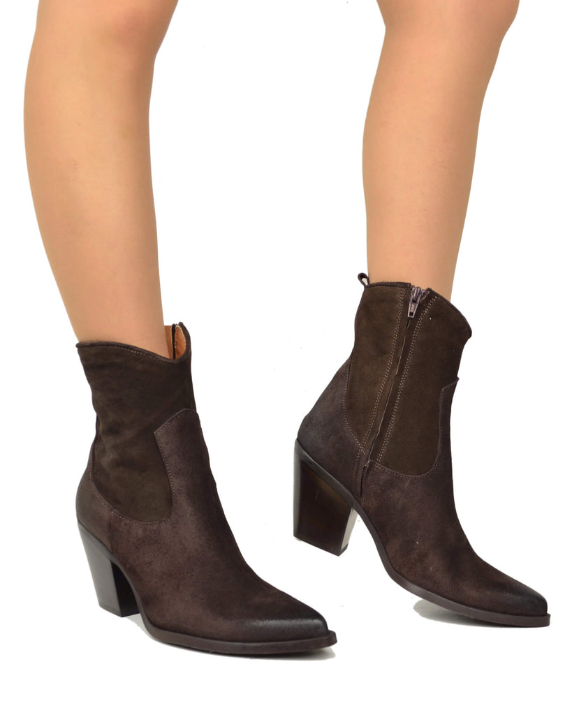 Ankle Boots with 9 cm Heel in Distressed Vintage Effect Leather, Brown - 6