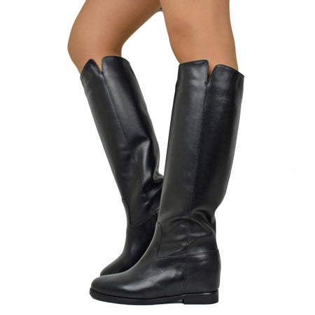 Klassische Stiefel mit elegantem und schlichtem Innenkeil aus echtem Leder