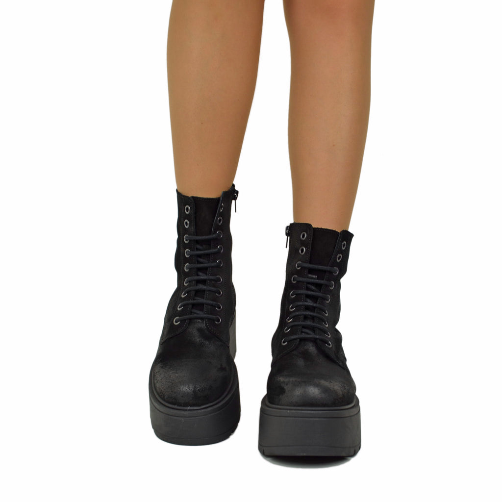 Hohe Plateaustiefeletten aus weichem Wildleder, Chunky Boots, Schwarz - 3