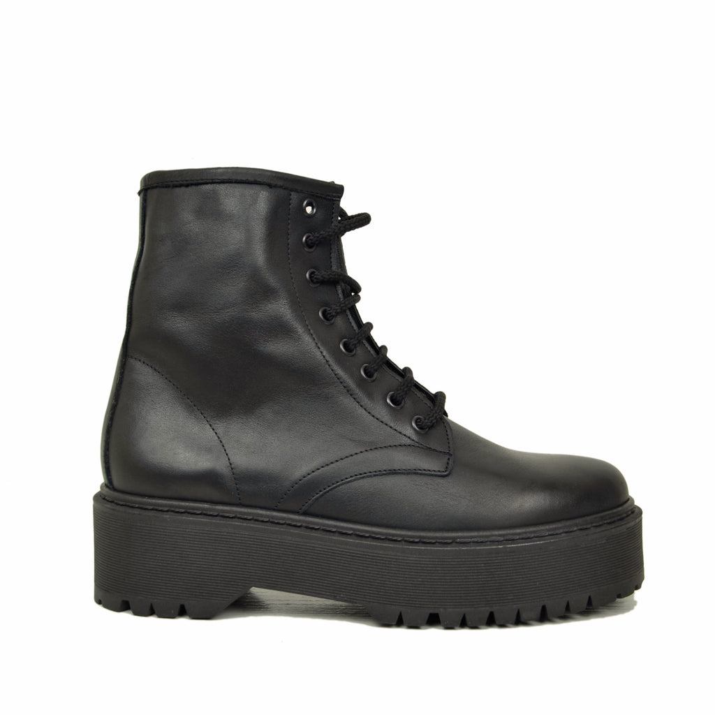 Women's Black Amphibian Ankle Boots with Laces and Platform Bottom Made in Italy - 2