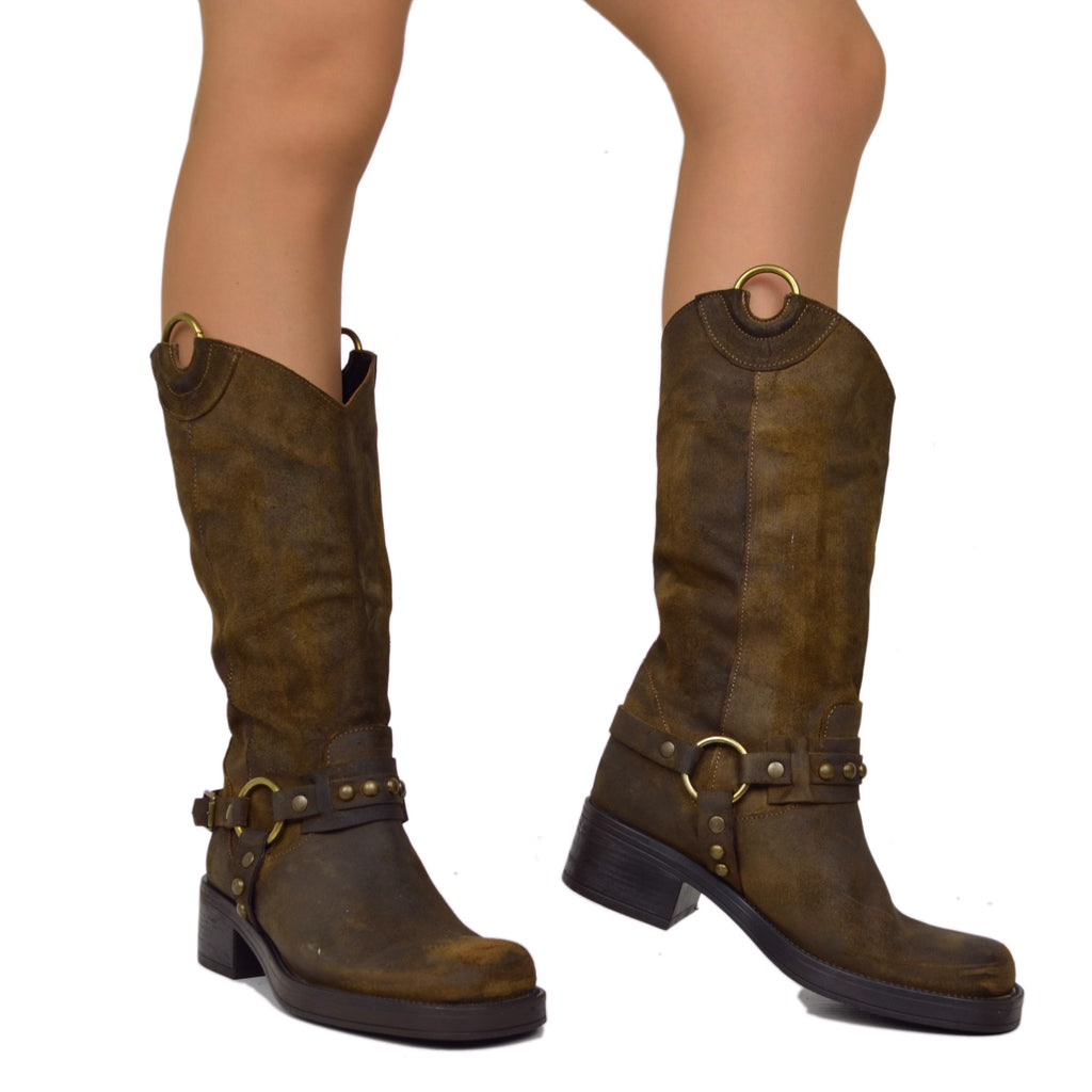 Biker con Dettagli Western Borchie Bronzo e Punta Quadrata in Pelle Ingrassata Marrone - 4