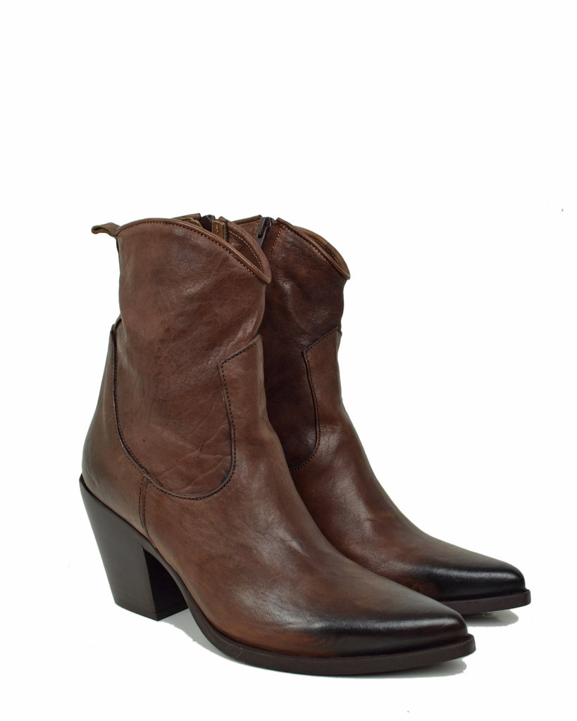 Stiefeletten mit 9 cm Absatz aus Vintage-Effekt Leder, Braun - 2