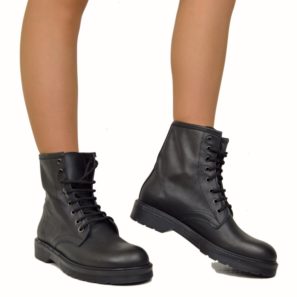 Schwarze Amphibian Damen-Stiefeletten mit Schnürsenkeln, hergestellt in Italien - 4