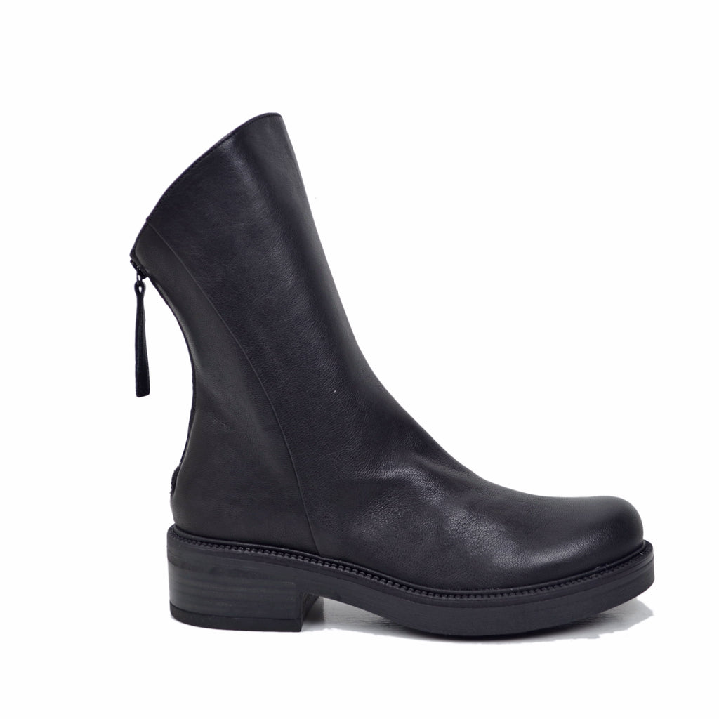 Ankle Boots with Back Zip in Total Black Genuine Leather - 3