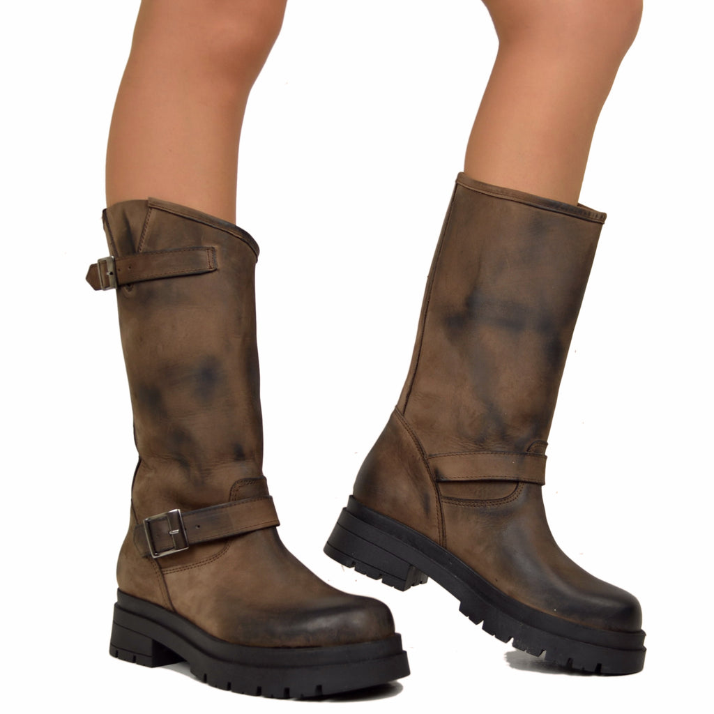 Braune Damen-Bikerstiefel mit verstellbaren Schnallen, hergestellt in Italien - 5