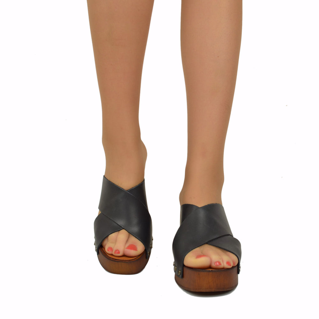 Schwarze Cross-Band-Clogs für Damen aus geöltem Leder mit weich gepolsterter Sohle - 3