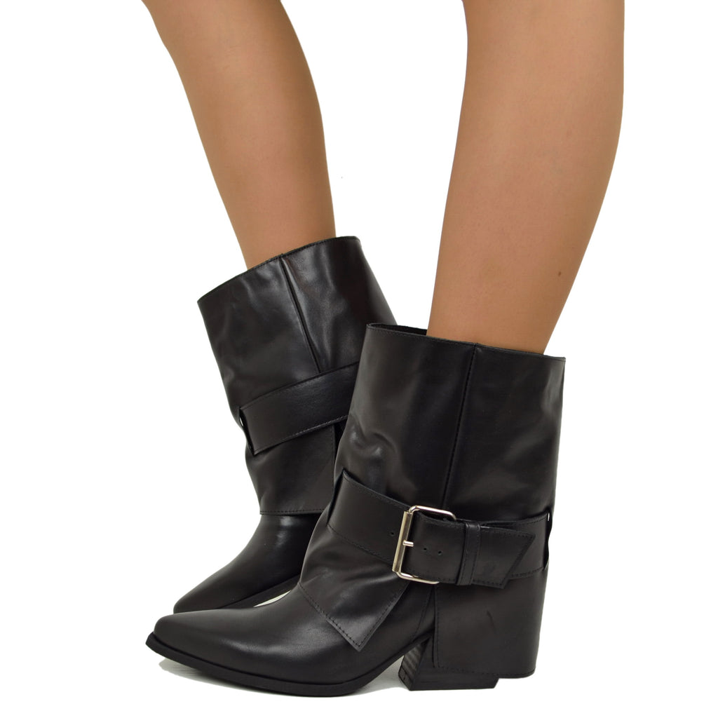 Schwarze Texan-Stiefel mit Damen-Gamasche aus Leder mit Schnalle