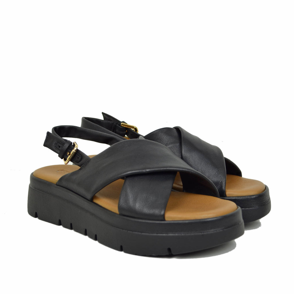 Black women's sandals with crossed bands and memory foam sole - 2