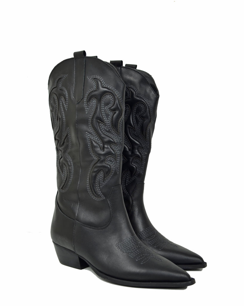 Cowboystiefel aus schwarzem Leder mit gesteppter Schaft, Herzspitze und 5 cm Absatz - 2