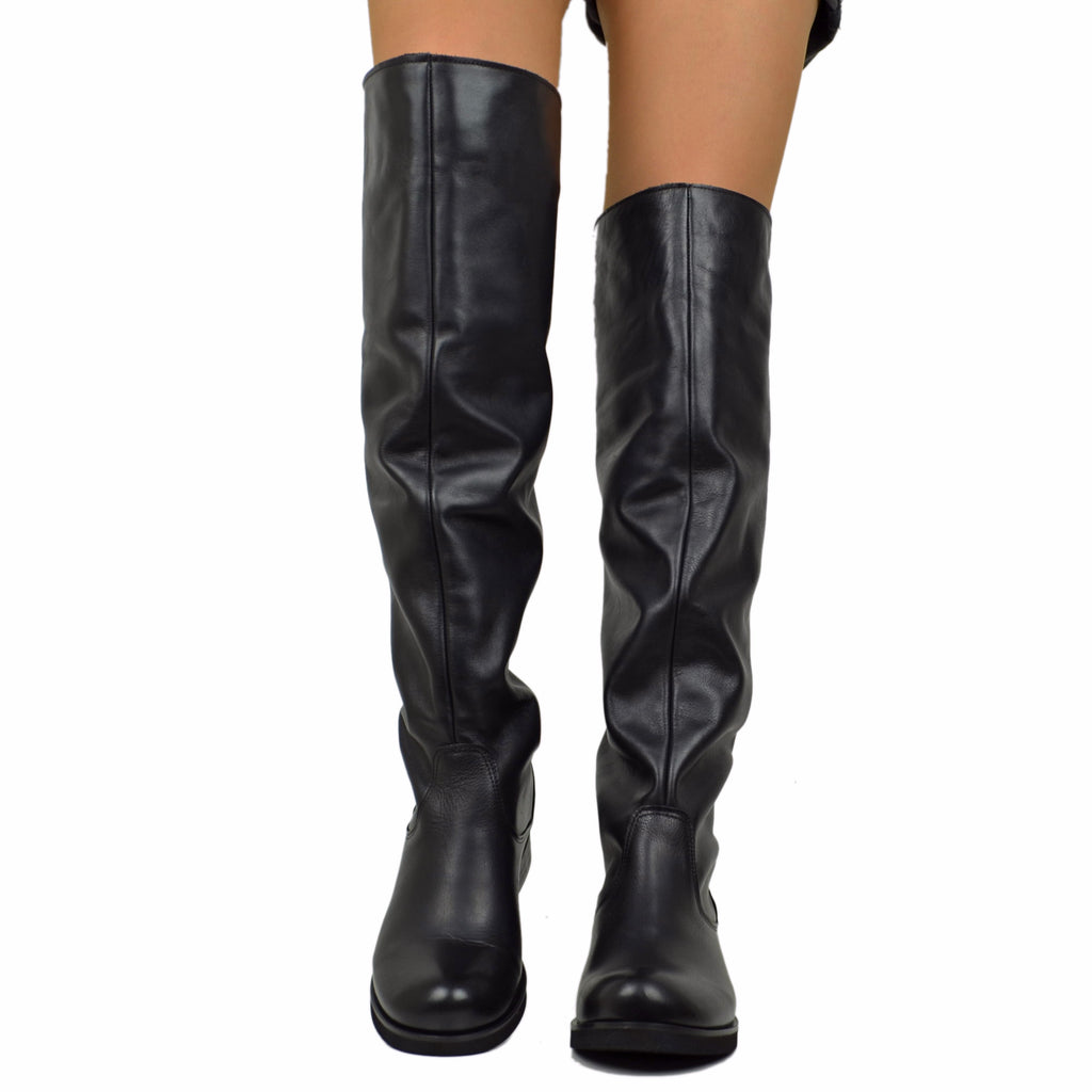 Knee-high boots in genuine leather with a soft shaft low heel and round toe - 6