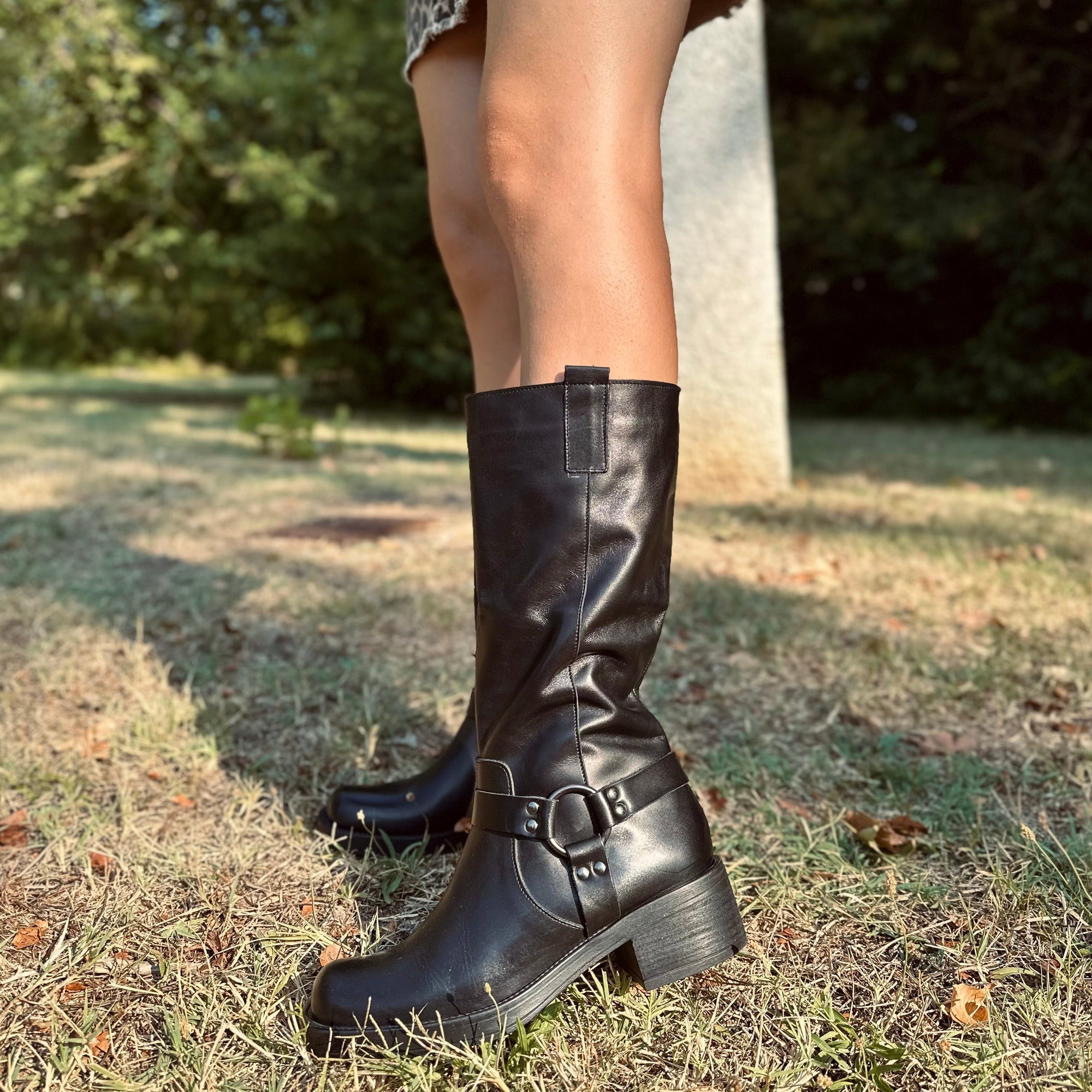 Stivali Donna Biker in Pelle Neri Punta Squadrata con Fibbia
