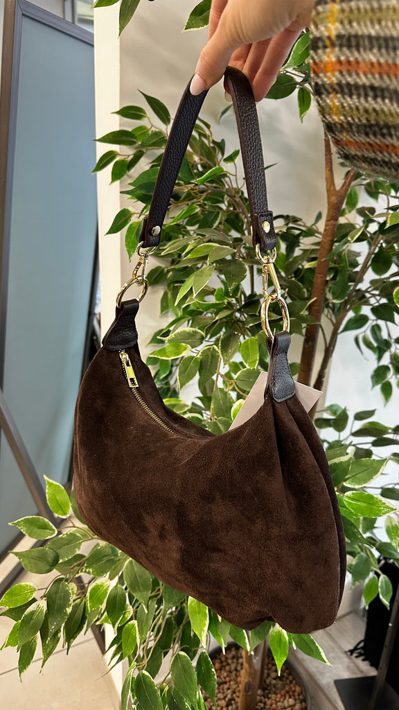 Borsa a Spalla Anelli Dorati Pelle Scamosciata Marrone Cioccolato Plissettata - 2
