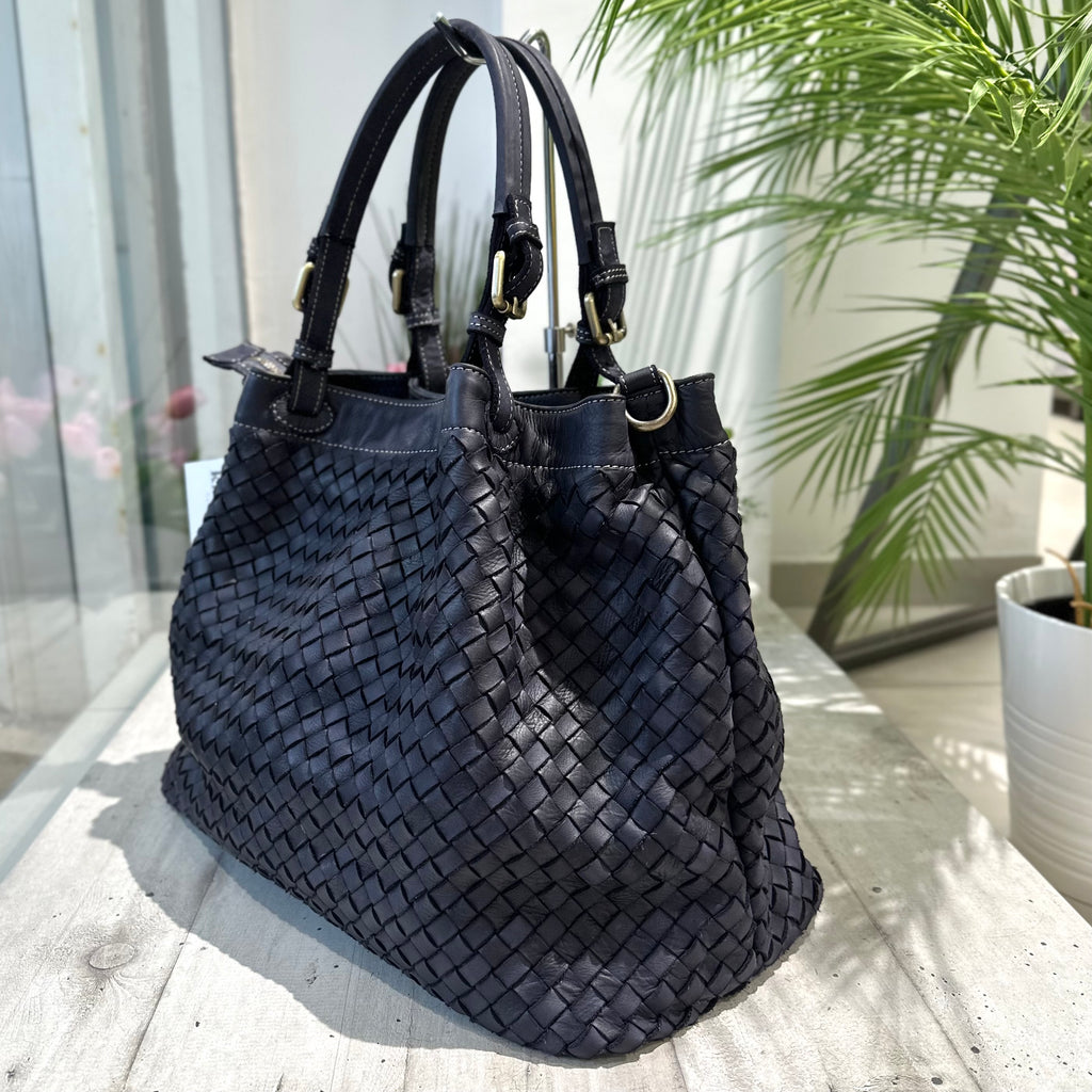 Große handgewebte Tasche aus luxuriösem Echtleder mit dunkelblauem Riemen - 3