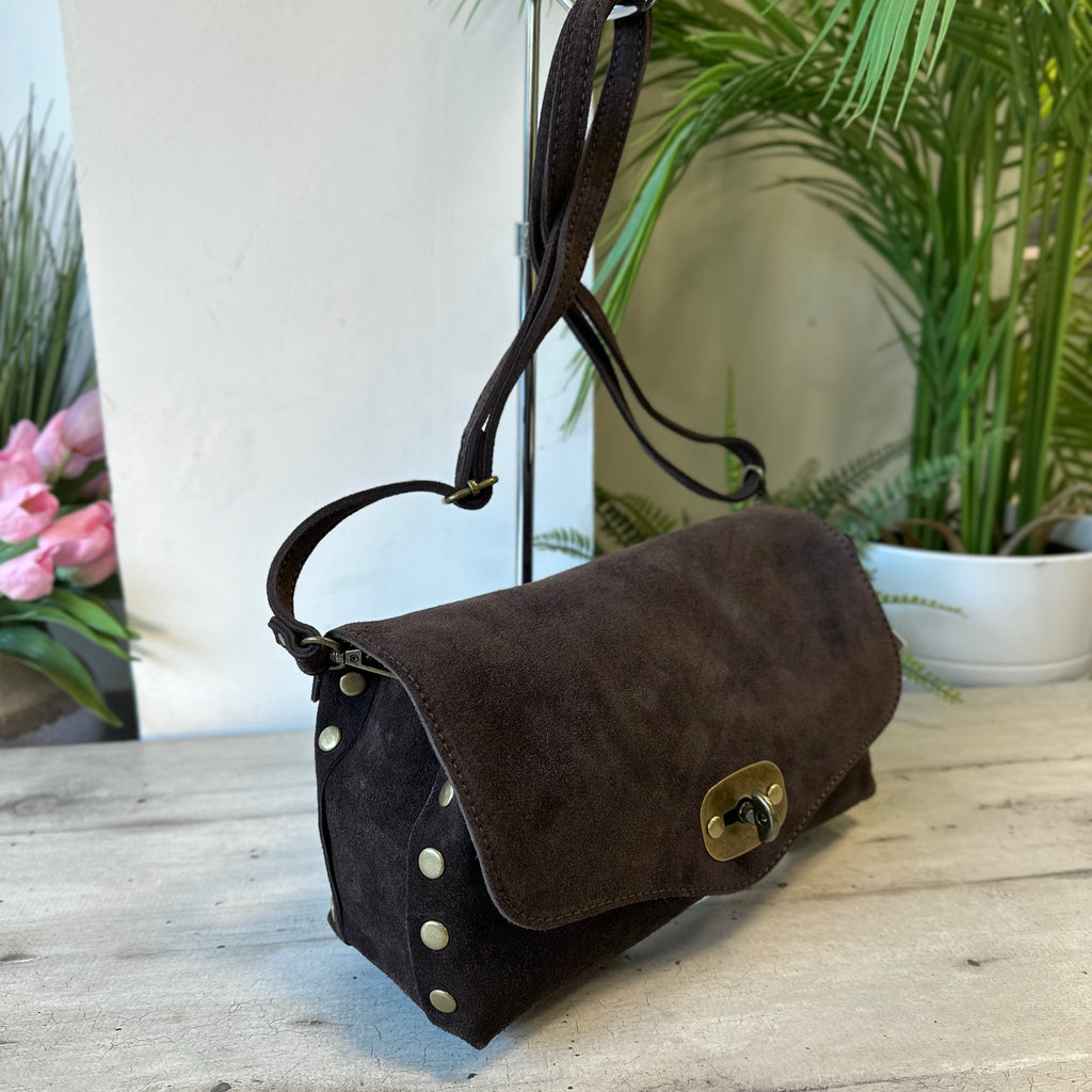 Borsa Baguette pelle scamosciata Marrone con borchiette bronzo - 2