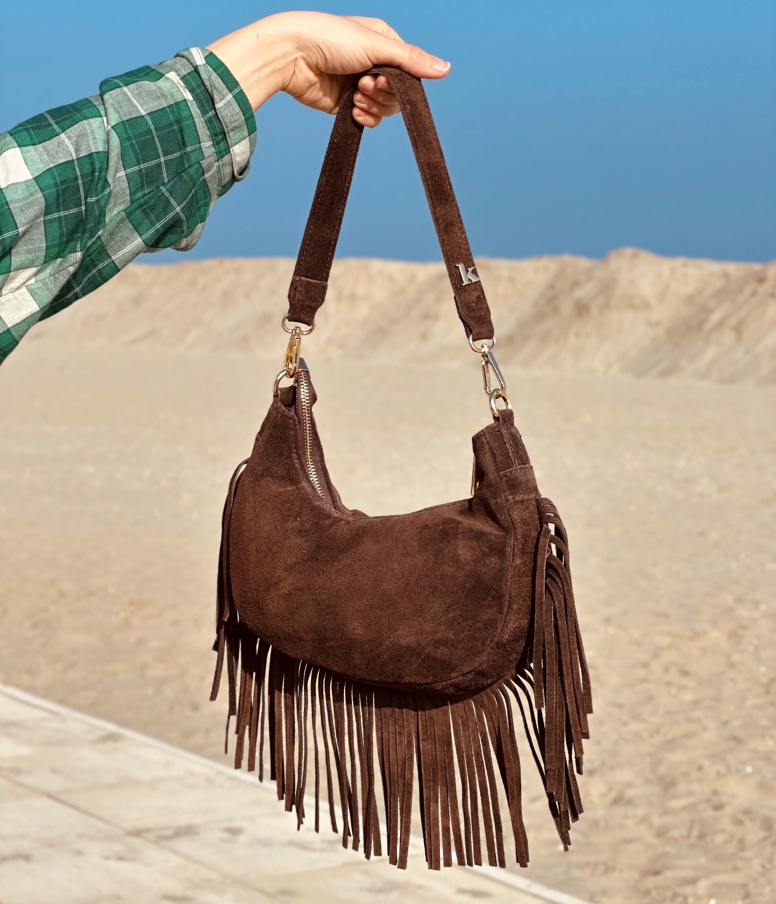 Borsa a Secchiello Cuoio con Frange in Pelle Scamosciata – Calzature Borsa a Secchiello Cuoio con Frange in Pelle Scamosciata – Calzature