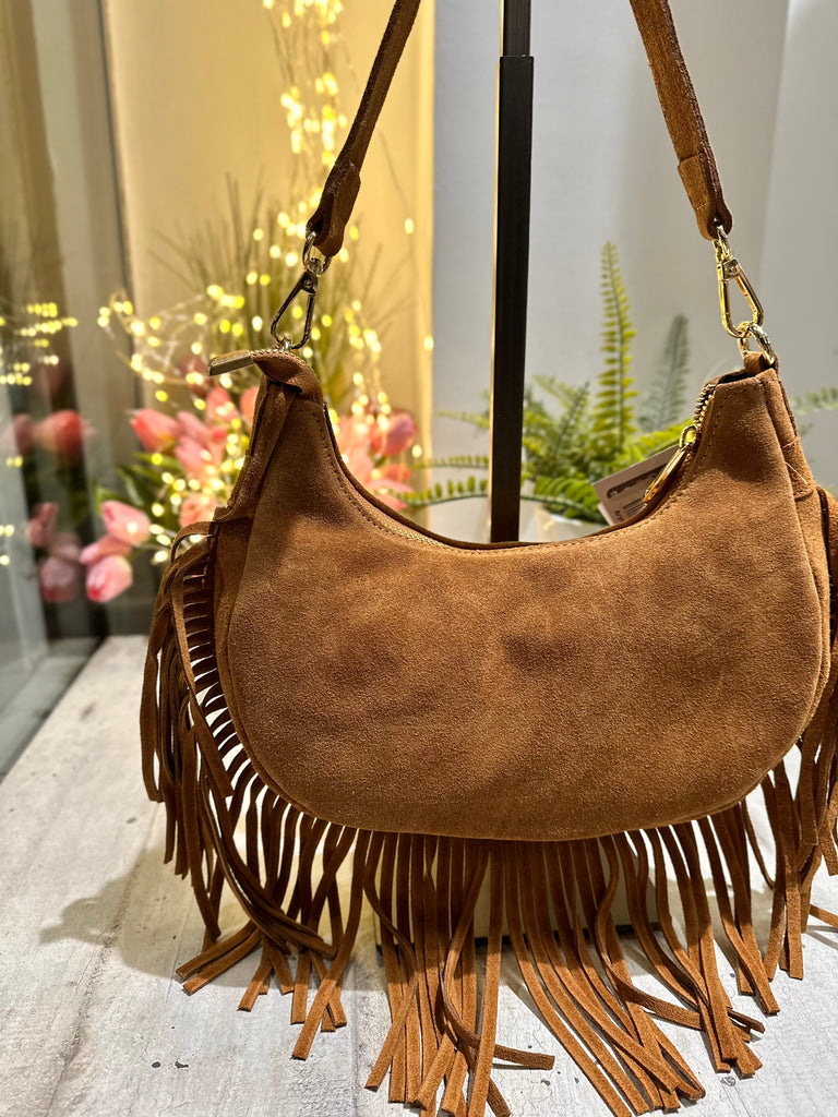 Borsa con Frange in Vera Pelle Scamosciata a Mezzaluna Cuoio ARYA
