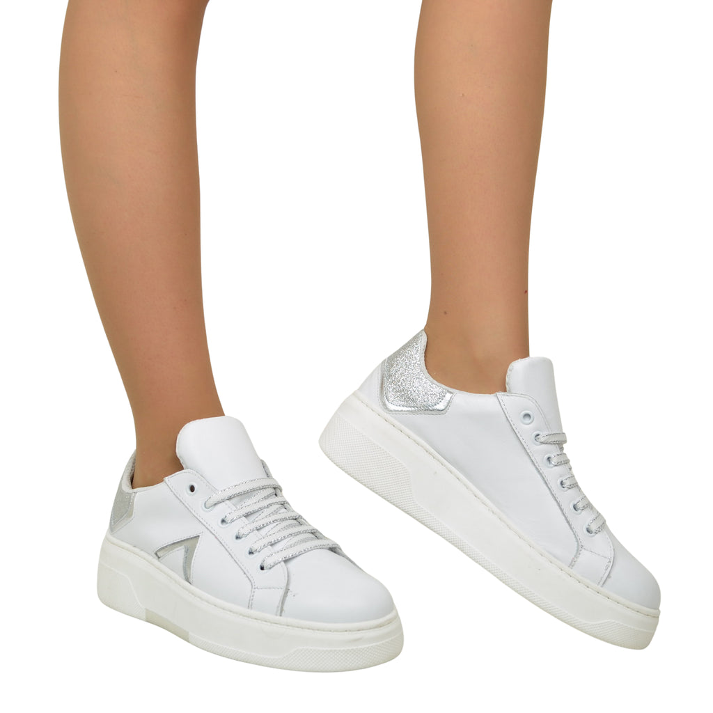 White Sneakers Silver Details Real Leather Round Toe Divine Follie - 4