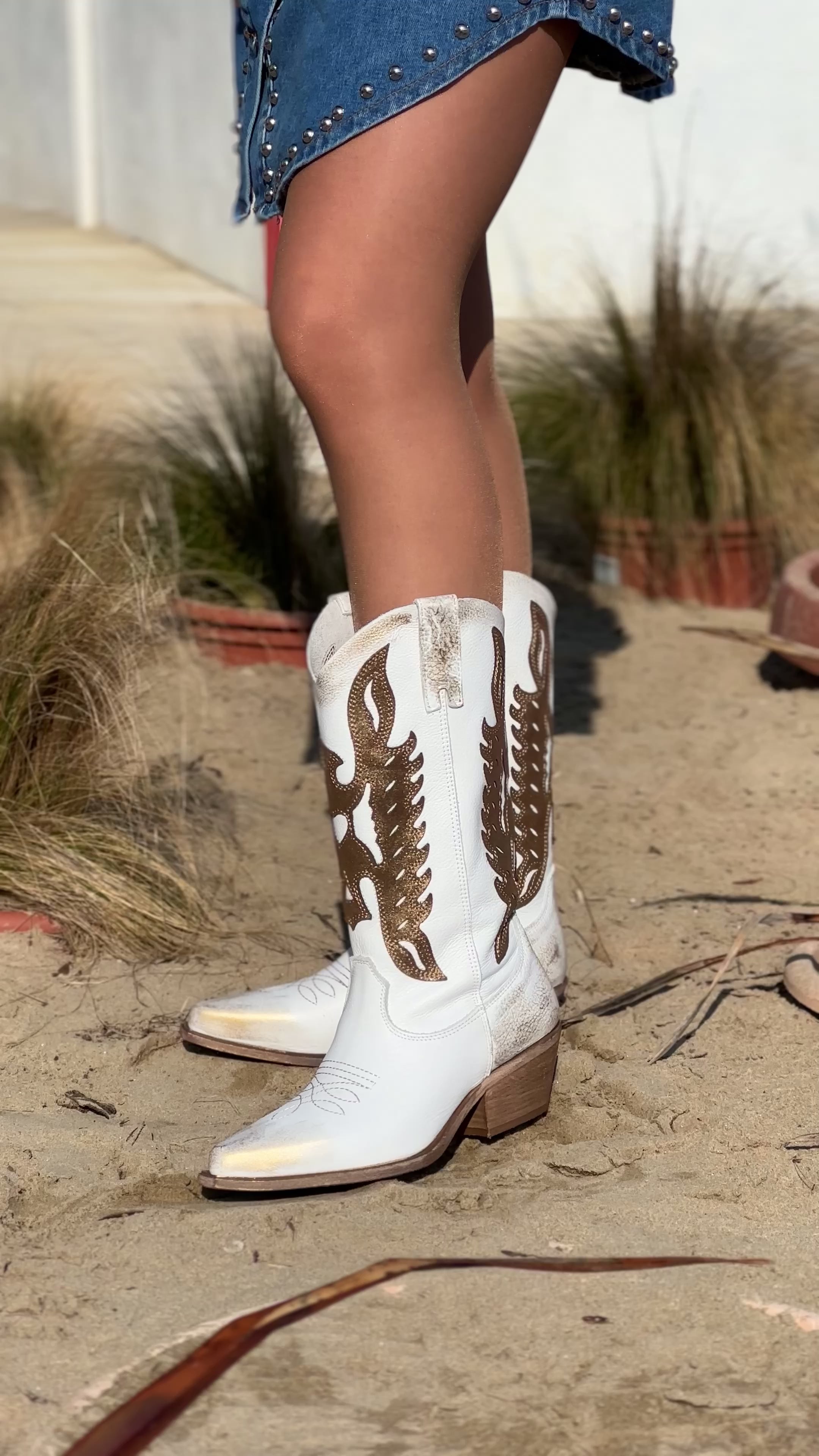 Women s Texan Boots with Zip in White and Golden Shaded Leather