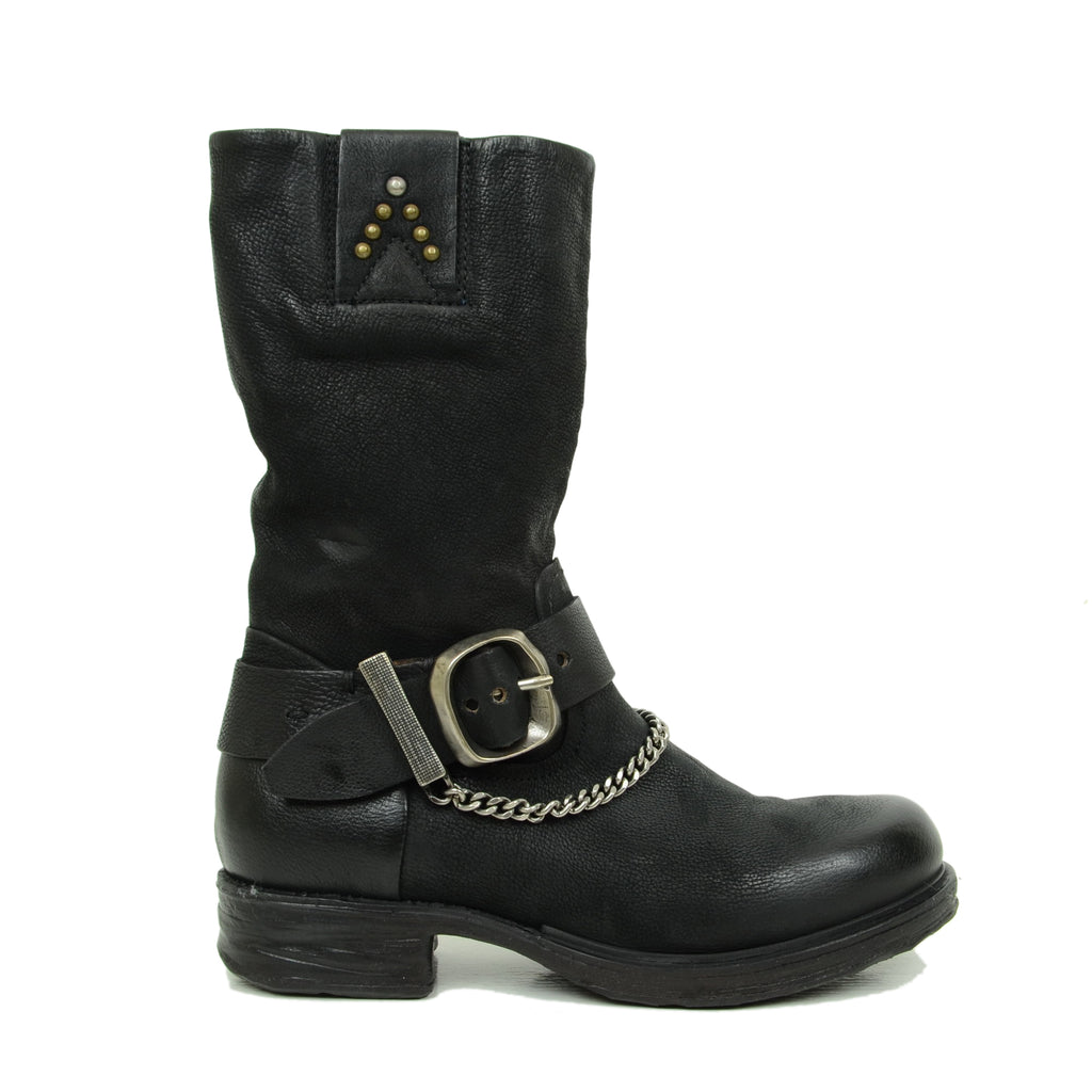 Women's Biker Boots in Black Tumbled Leather AS98 Chain and Zip - 2