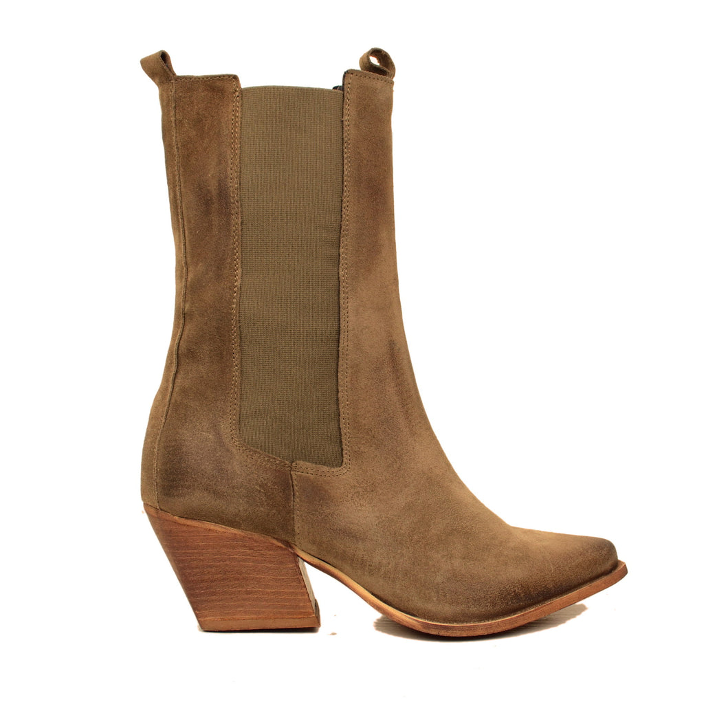 Stivali Texani Scamosciati color Taupe con Inserti Elasticizzati - 2