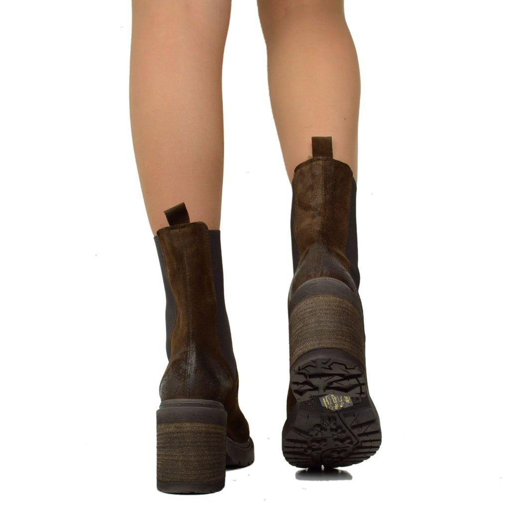 Beatles-Stiefeletten aus dunkelbraunem Wildleder im Vintage-Stil - 5