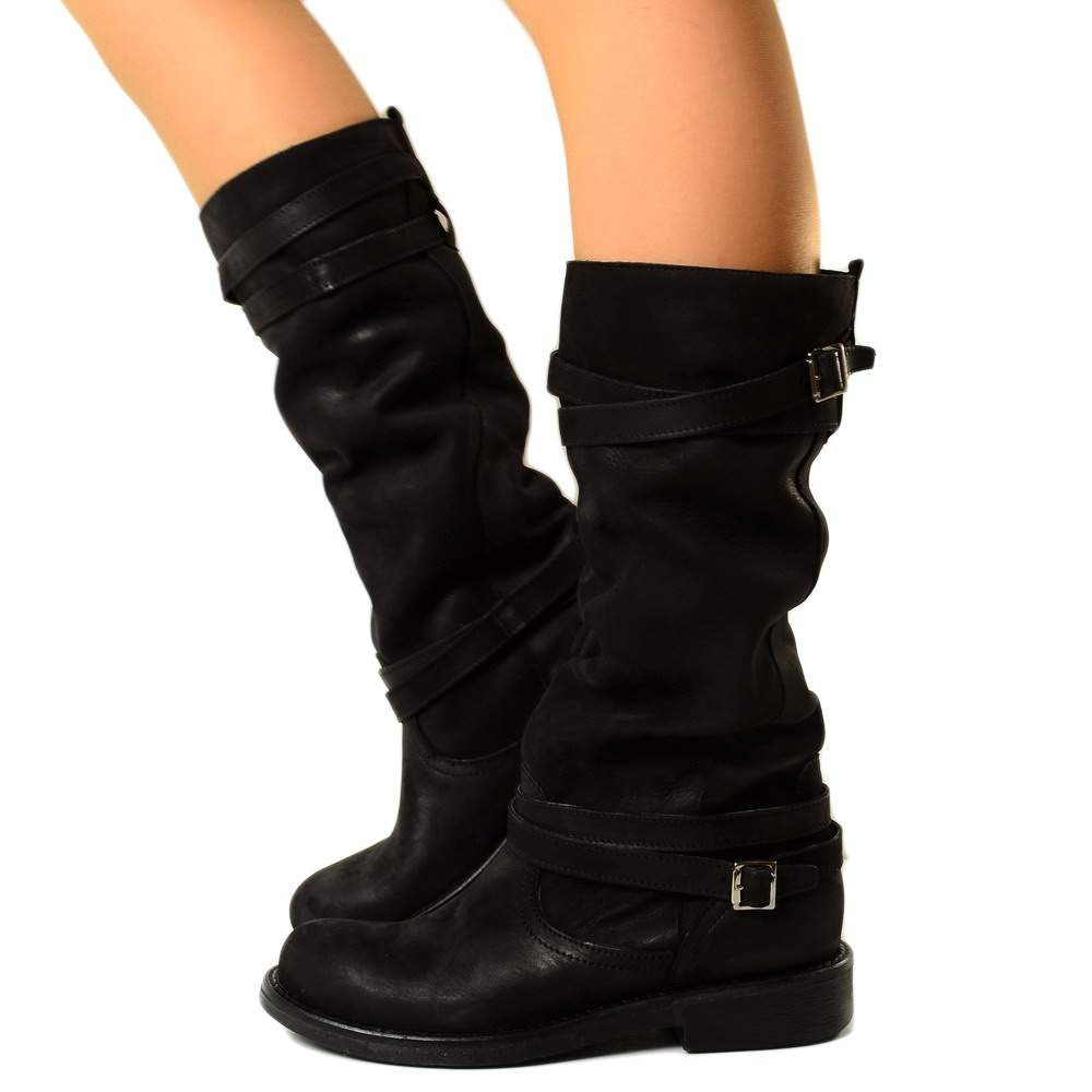 Hohe Camperos-Stiefel für Damen aus schwarzem Vintage-Leder mit Farbverlauf