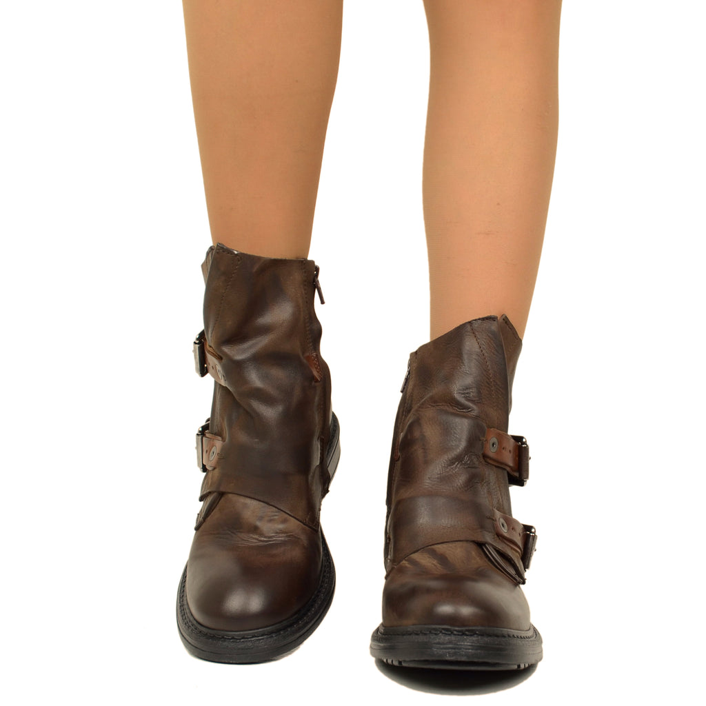 Stivaletti Donna Biker in Pelle Testa di Moro con Fibbie - 3