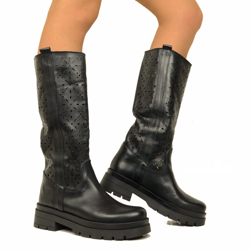 Stivali Donna Traforati Neri in Pelle con Fondo Platform - 3