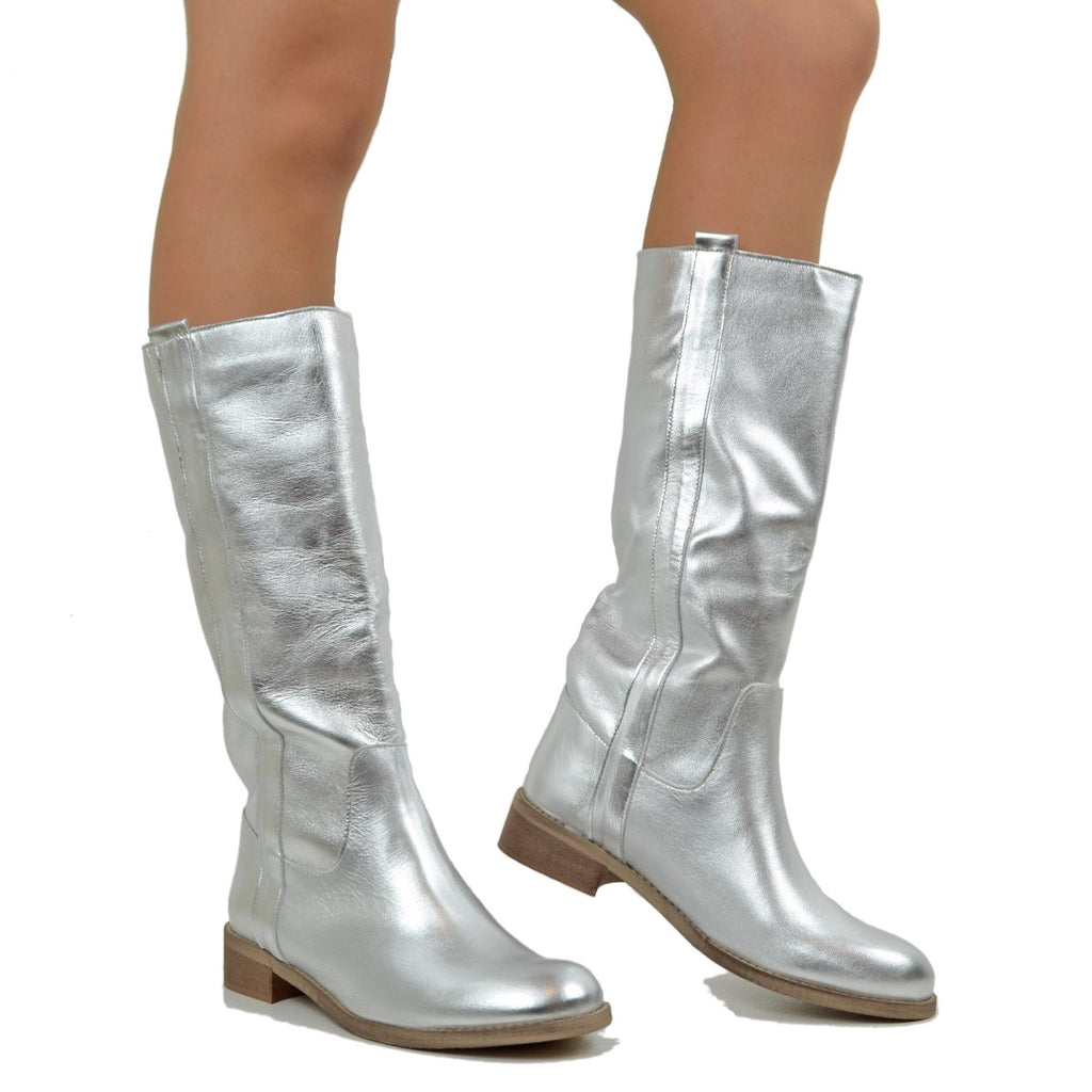 Camperos Women's Boots in Silver Laminated Leather - 4