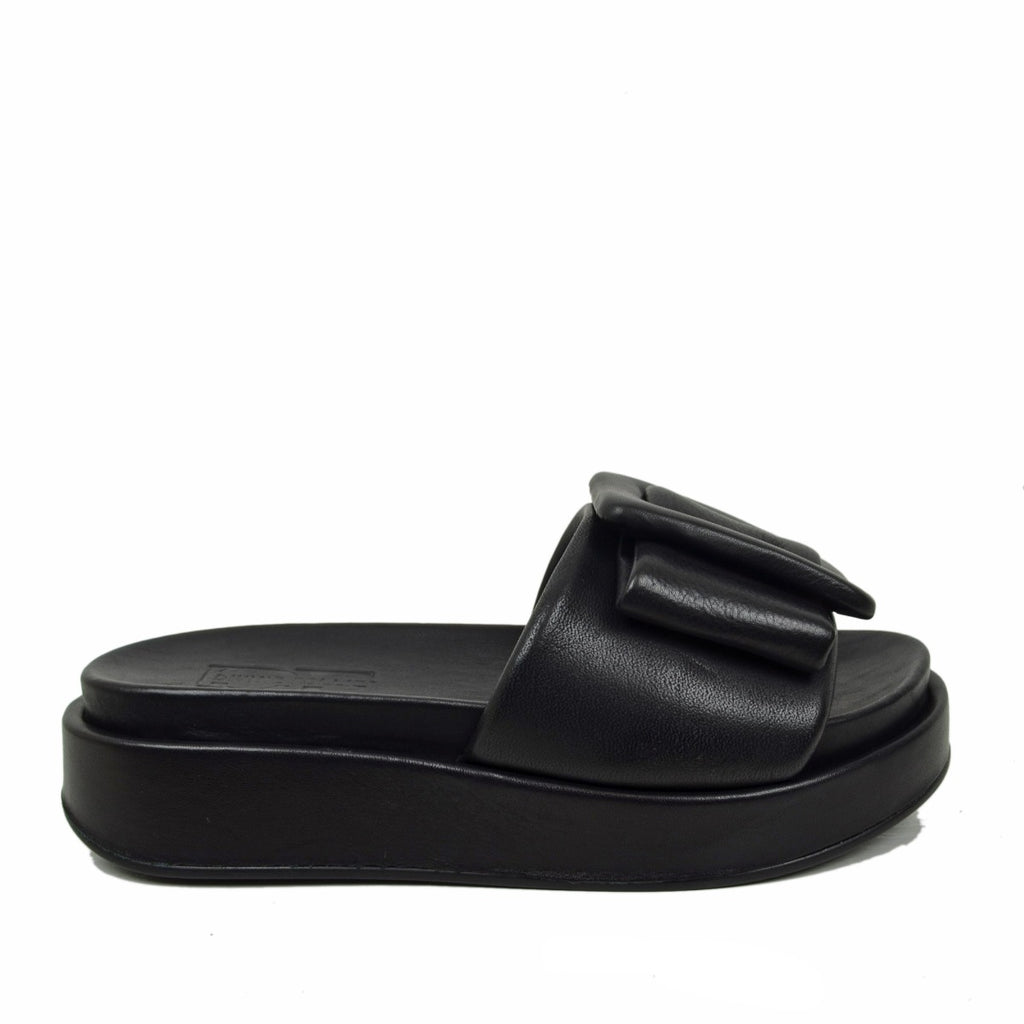 Women's Platform Slipper with Black Bow in Leather - 2