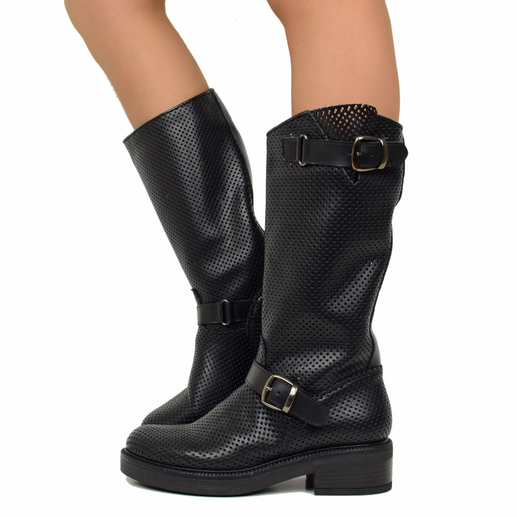 Perforierte schwarze Damen-Sommerstiefel, hergestellt in Italien