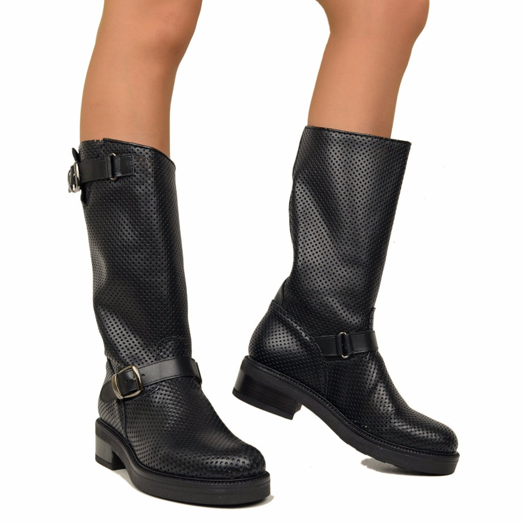 Perforierte schwarze Damen-Sommerstiefel, hergestellt in Italien - 4