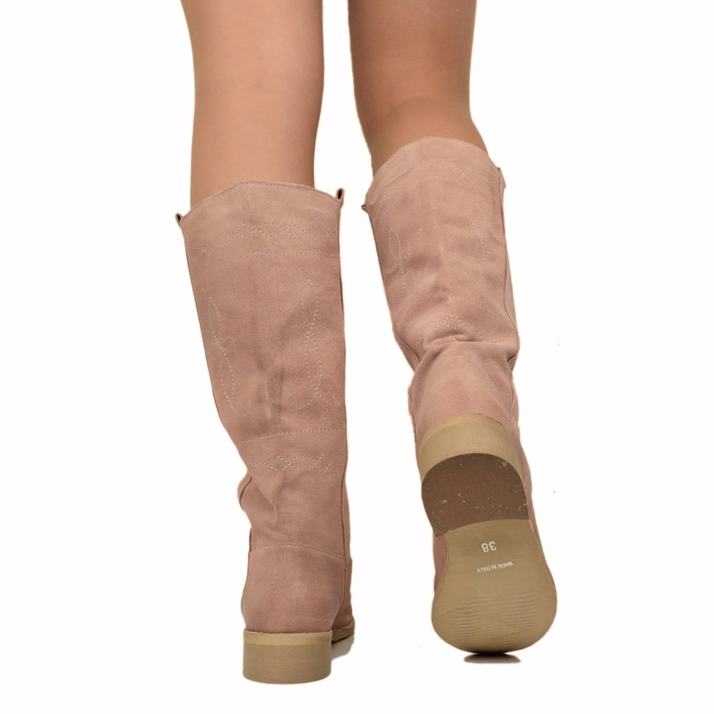 Camperos Damenstiefel aus rosa Wildleder mit Stickereien - 4
