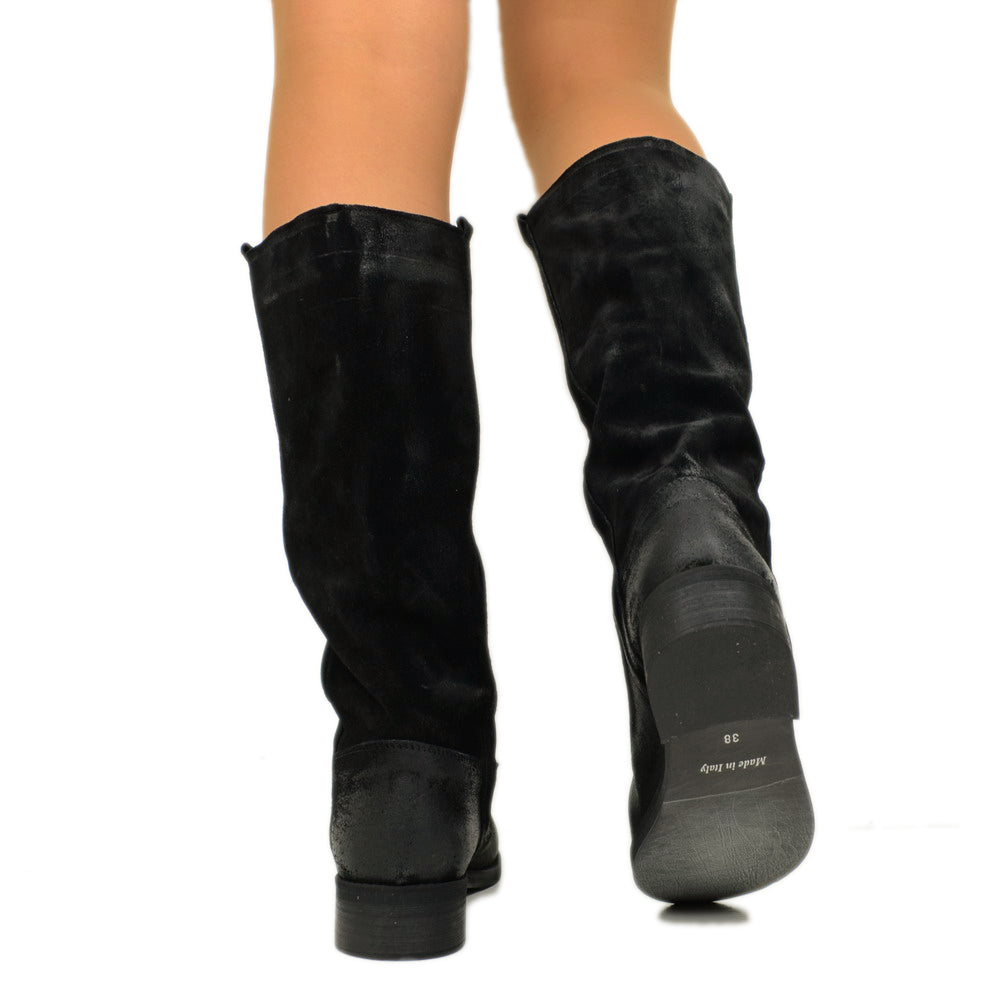 Camperos Women's Black Boots in Vintage Suede Leather - 3
