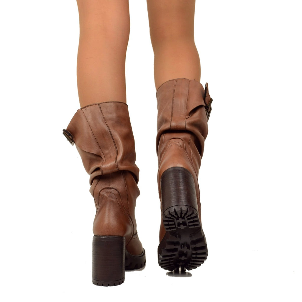 Damenstiefel aus hellbraunem Leder mit hohem Absatz, hergestellt in Italien - 5