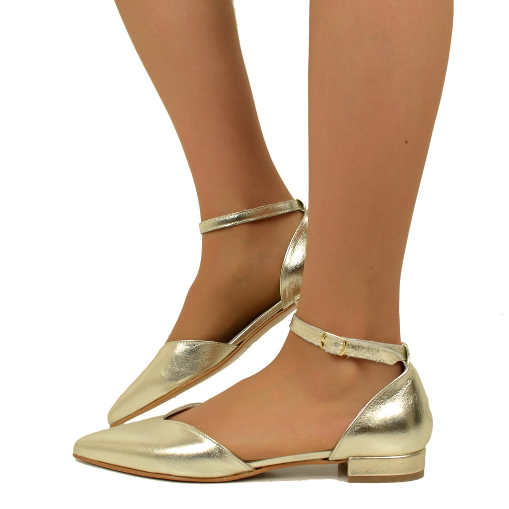 Platinfarbene Damen-Sandalen mit Herzspitze, hergestellt in Italien, mit Riemen