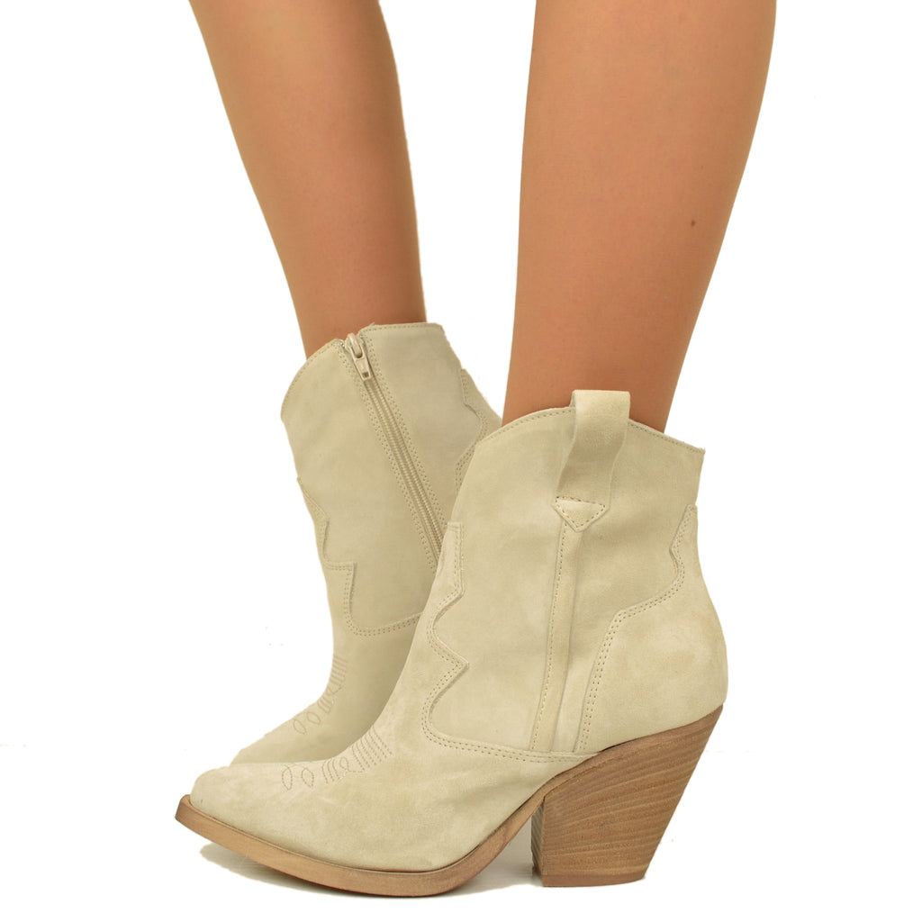 Sand-colored Texan Ankle Boots in Suede Leather Made in Italy