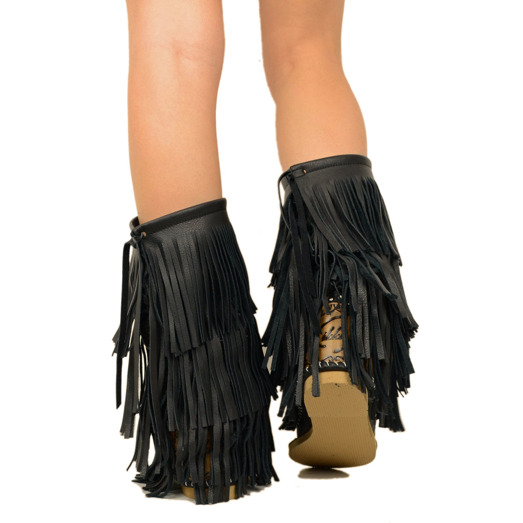 Damen-Stiefel Indianini Flip Flops aus schwarzem Leder mit Fransen - 5