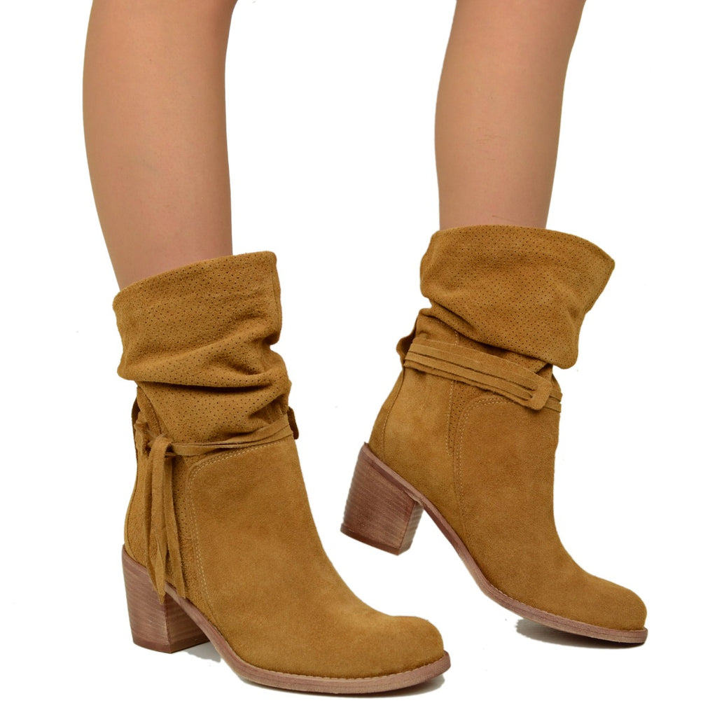 Women's Ankle Boots in Perforated Suede Leather Made in Italy - 5