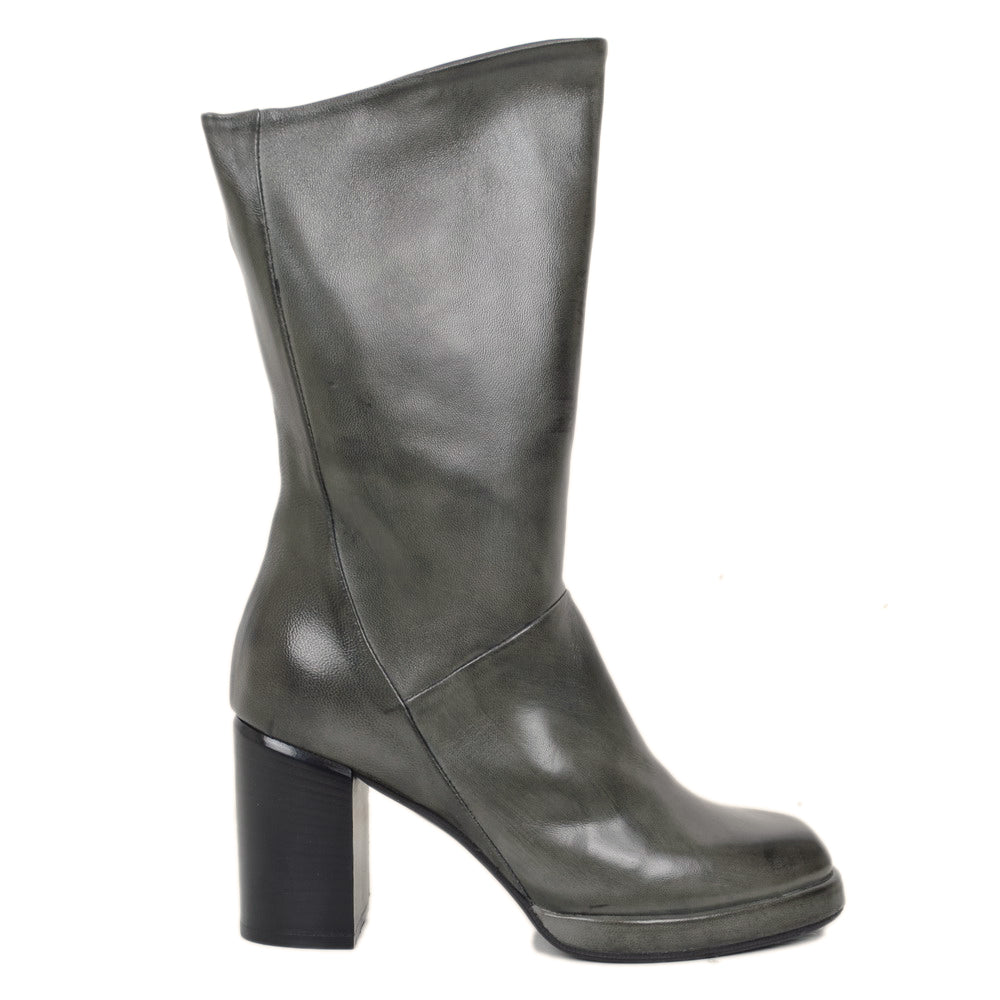 Graue Damen-Stiefeletten mit Reißverschluss und quadratischer Spitze, hergestellt in Italien - 3