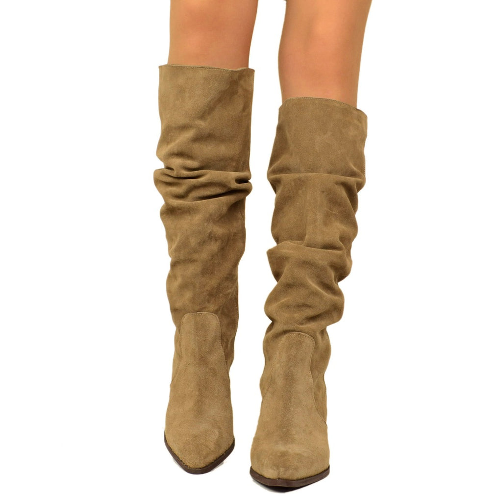 Stivali Donna Plissettati in Pelle Scamosciata Taupe - 5